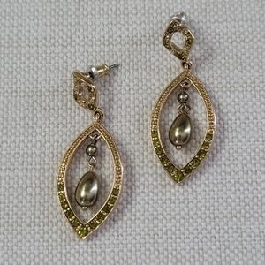 Monet vintage drop earrings